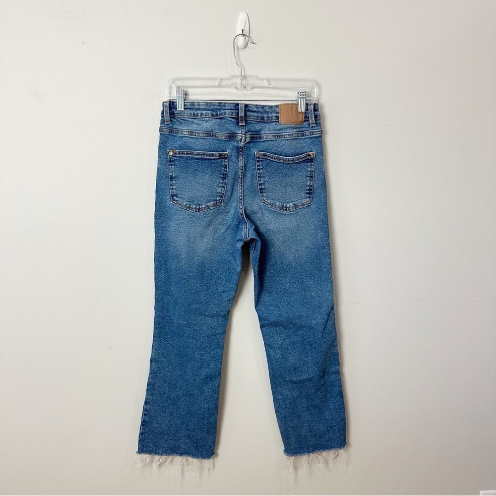 Zara Mid Rise Flare Cropped Cut Hem Medium Blue - Picture 3 of 4